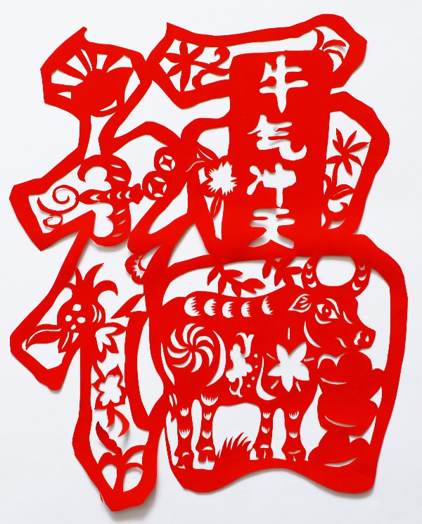 潍坊寿光市圣城中学:传统艺术迎新年 巧手描绘展新颜(下)
